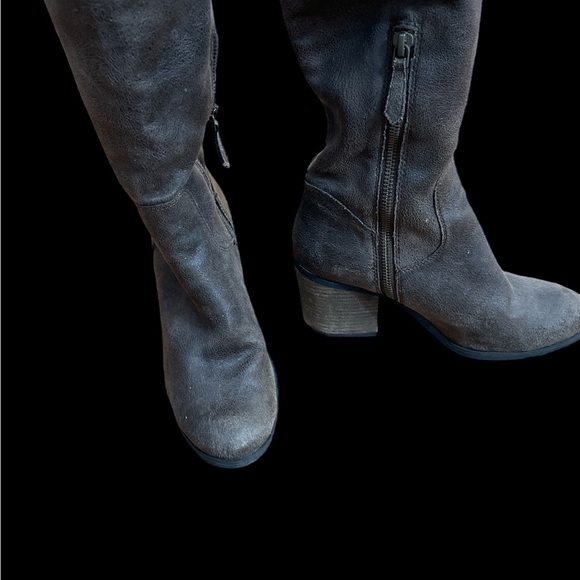 Distressed brown tall over the knee boots great for fall & winter 6.5 - Picture 5 of 6